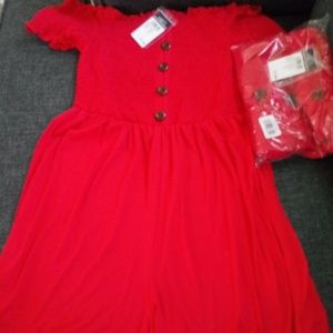 Red super soft button front smocked